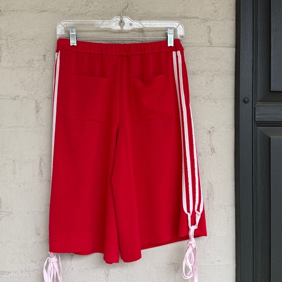 Anthropologie Find Me Now Basketball Bermuda Shorts Red Size Small - Picture 9 of 14